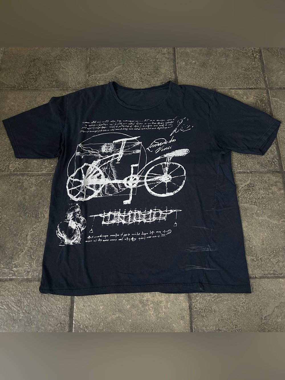 Vintage Y2K Leonardo Da Vinci Graphic Shirt Size Large Distressed